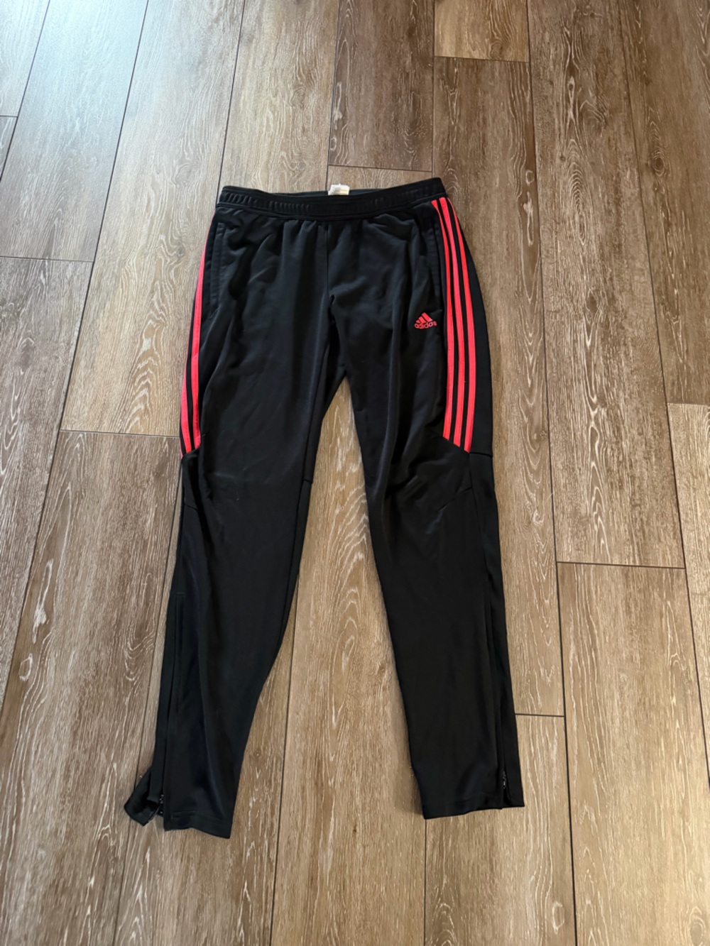 Adidas joggers size large